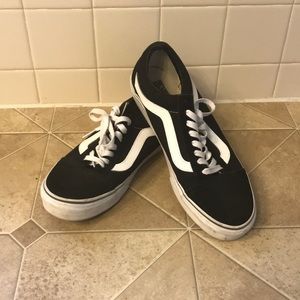 EUC Men’s black vans
